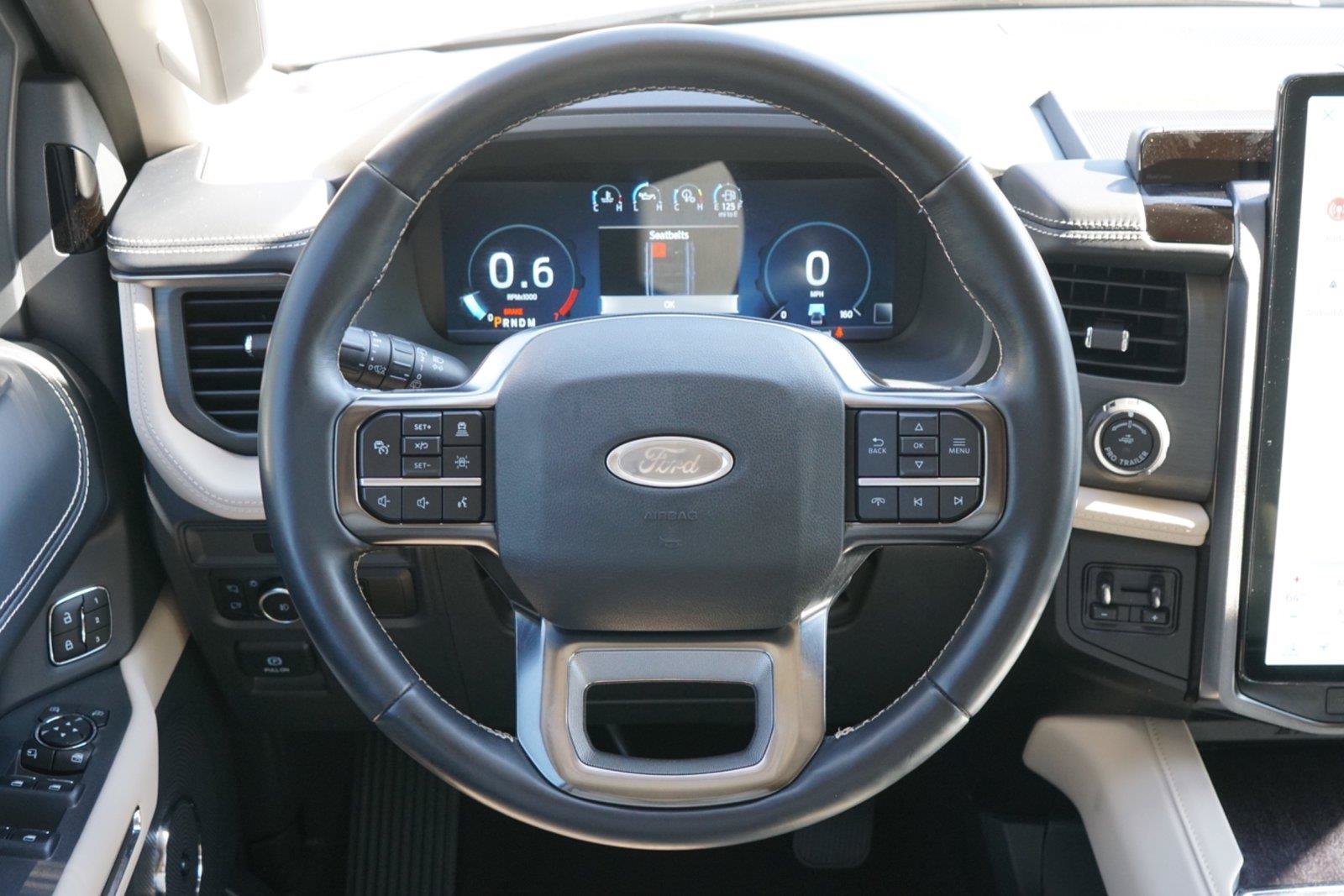 Used 2024 Ford Expedition Platinum RWD image 25