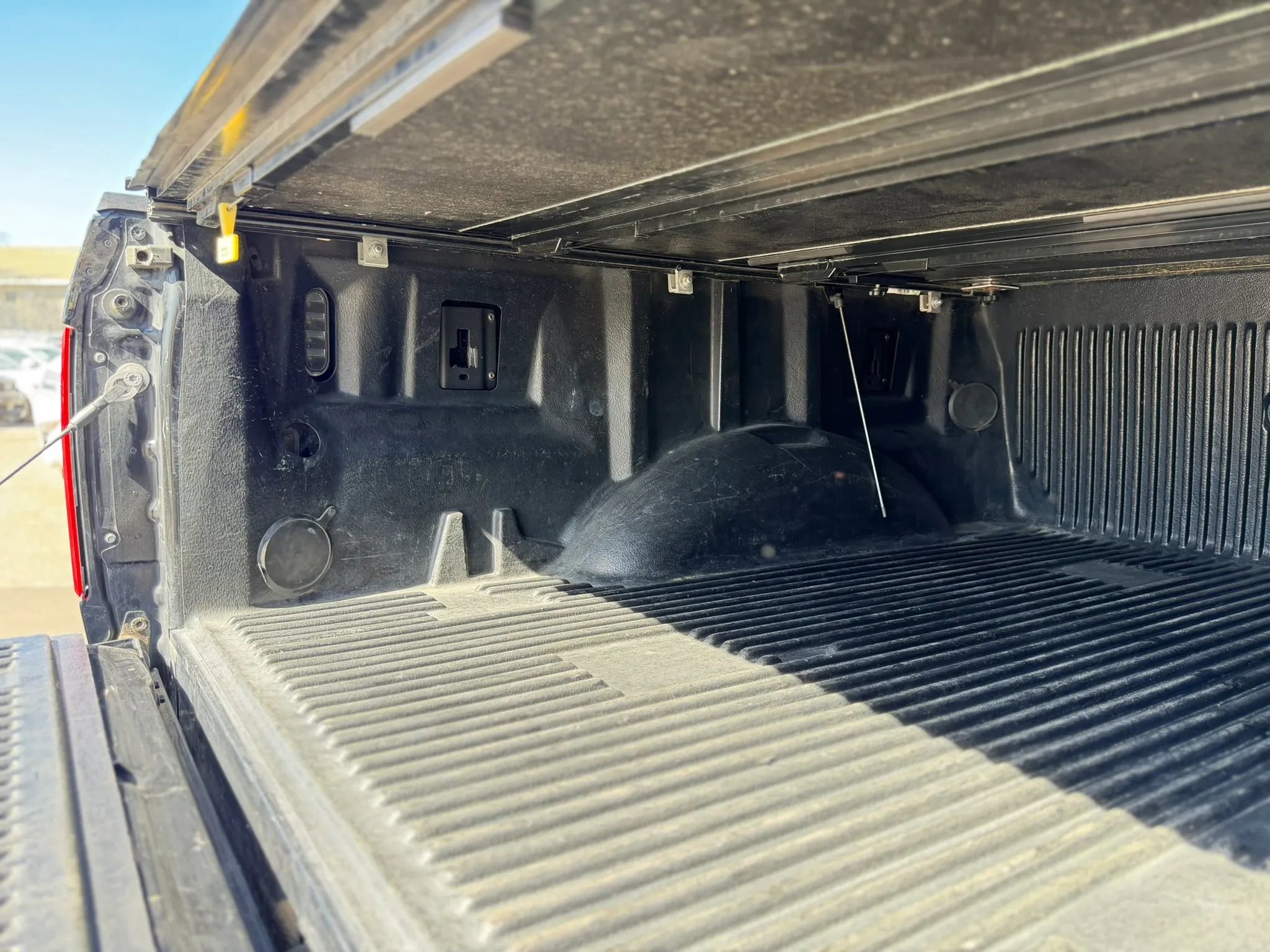 Used 2016 Ford F150 Lariat image 15