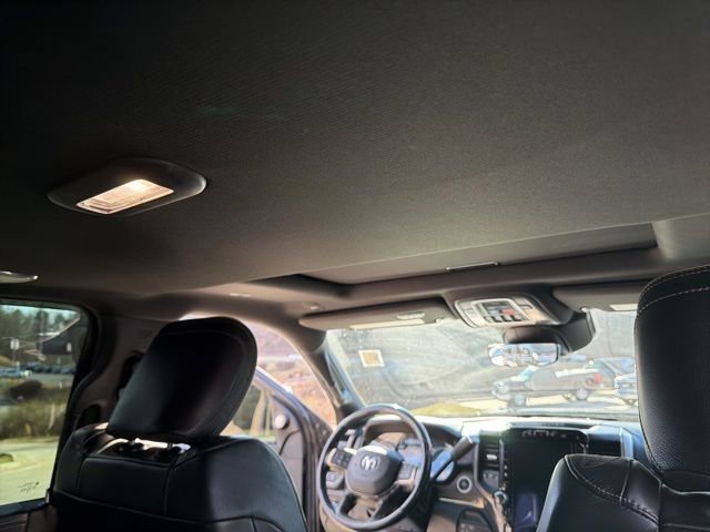 Used 2020 RAM 3500 Limited image 25