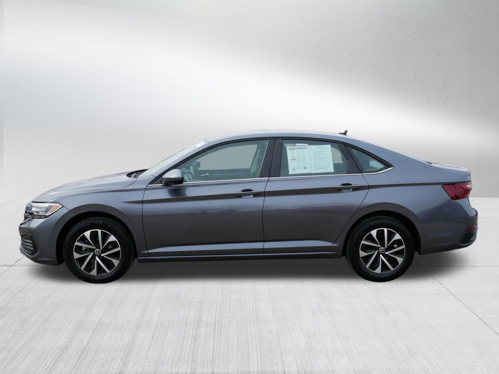 Certified 2024 Volkswagen Jetta S image 4