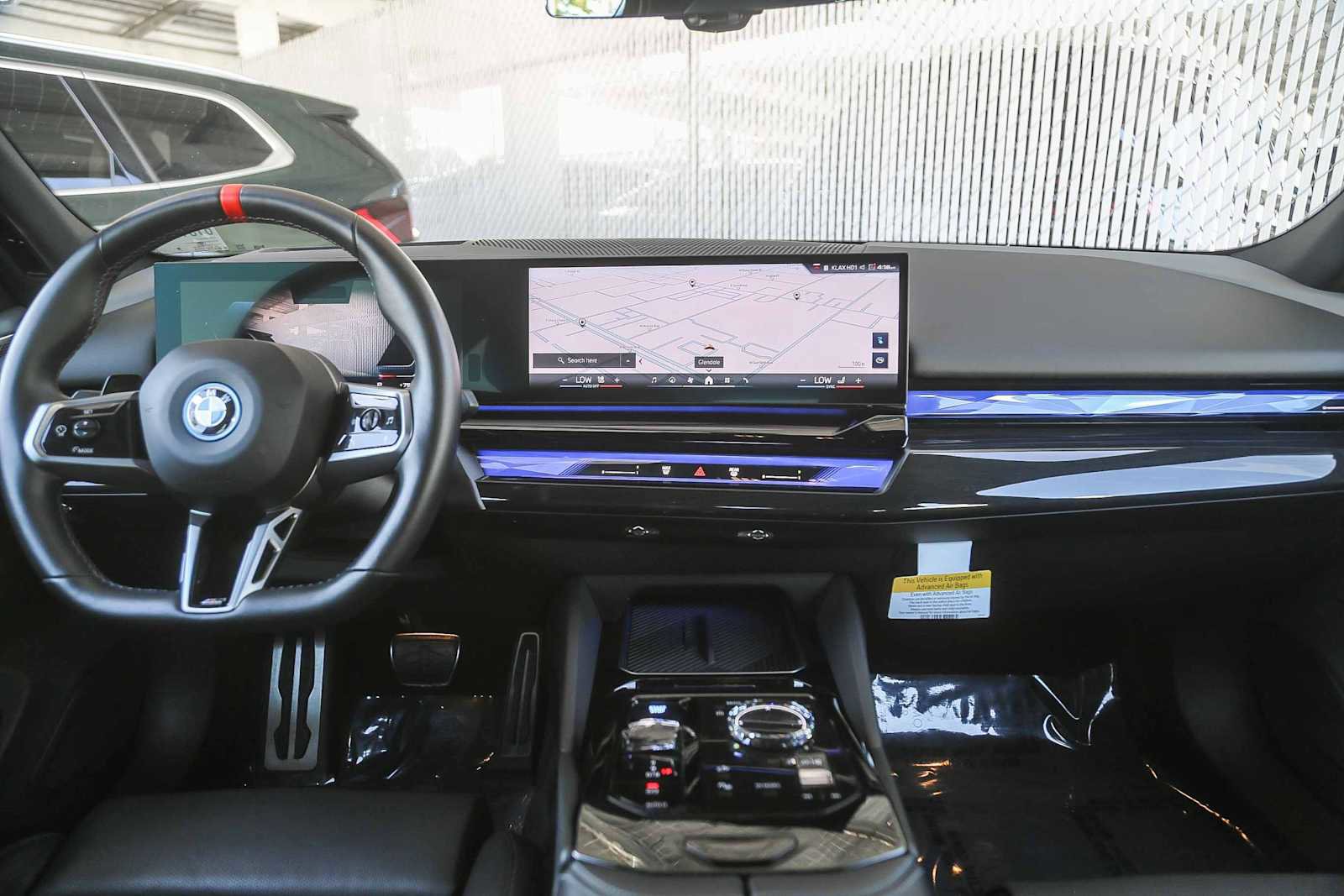 Used 2025 BMW i5 M60 w/ Executive Package image 9