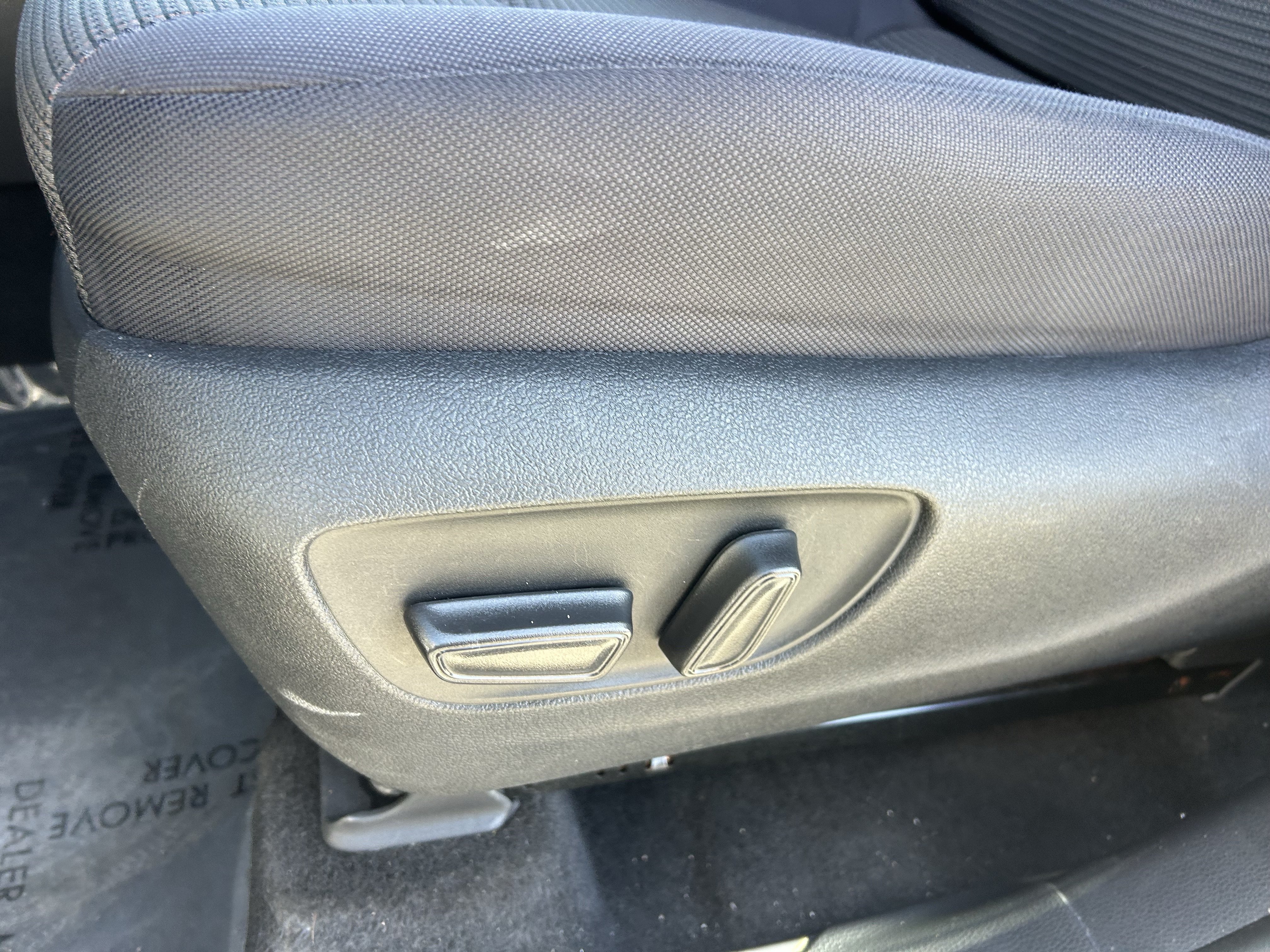 Certified 2023 Toyota Highlander LE FWD image 18