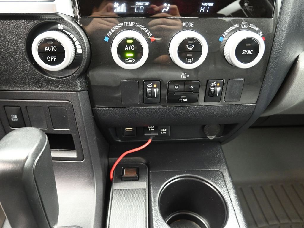 Used 2020 Toyota Sequoia SR5 w/ Premium Package image 9