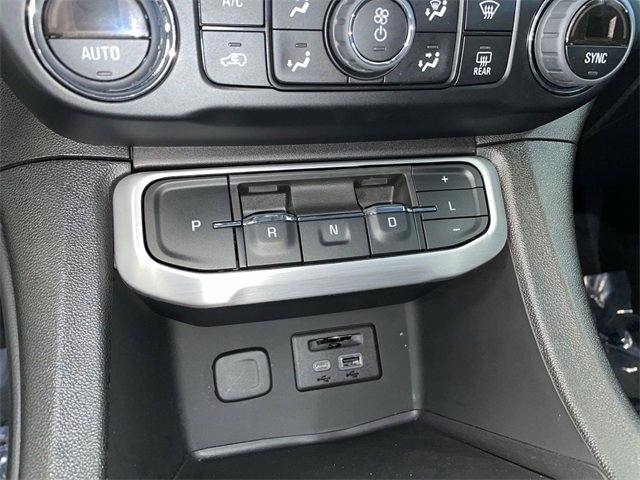 Certified 2023 GMC Acadia SLT w/ Elevation Edition image 33