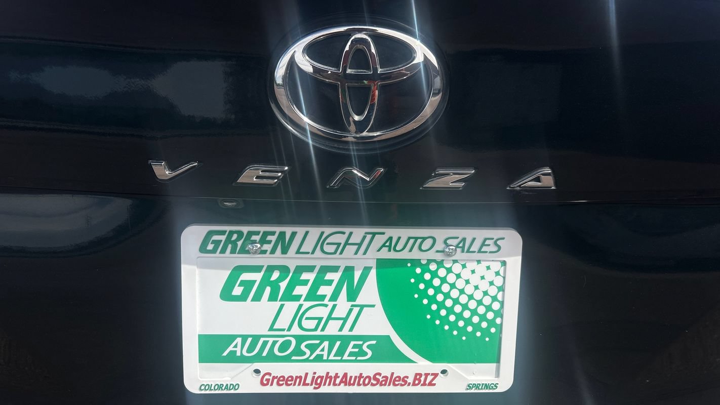 Used 2015 Toyota Venza LE AWD/4WD image 18