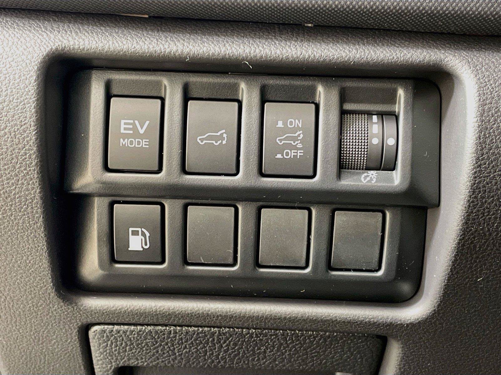 New 2026 Subaru Forester Touring AWD/4WD image 14