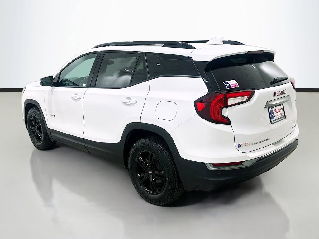 Used 2024 GMC Terrain AT4 w/ Infotainment Package II AWD/4WD image 5