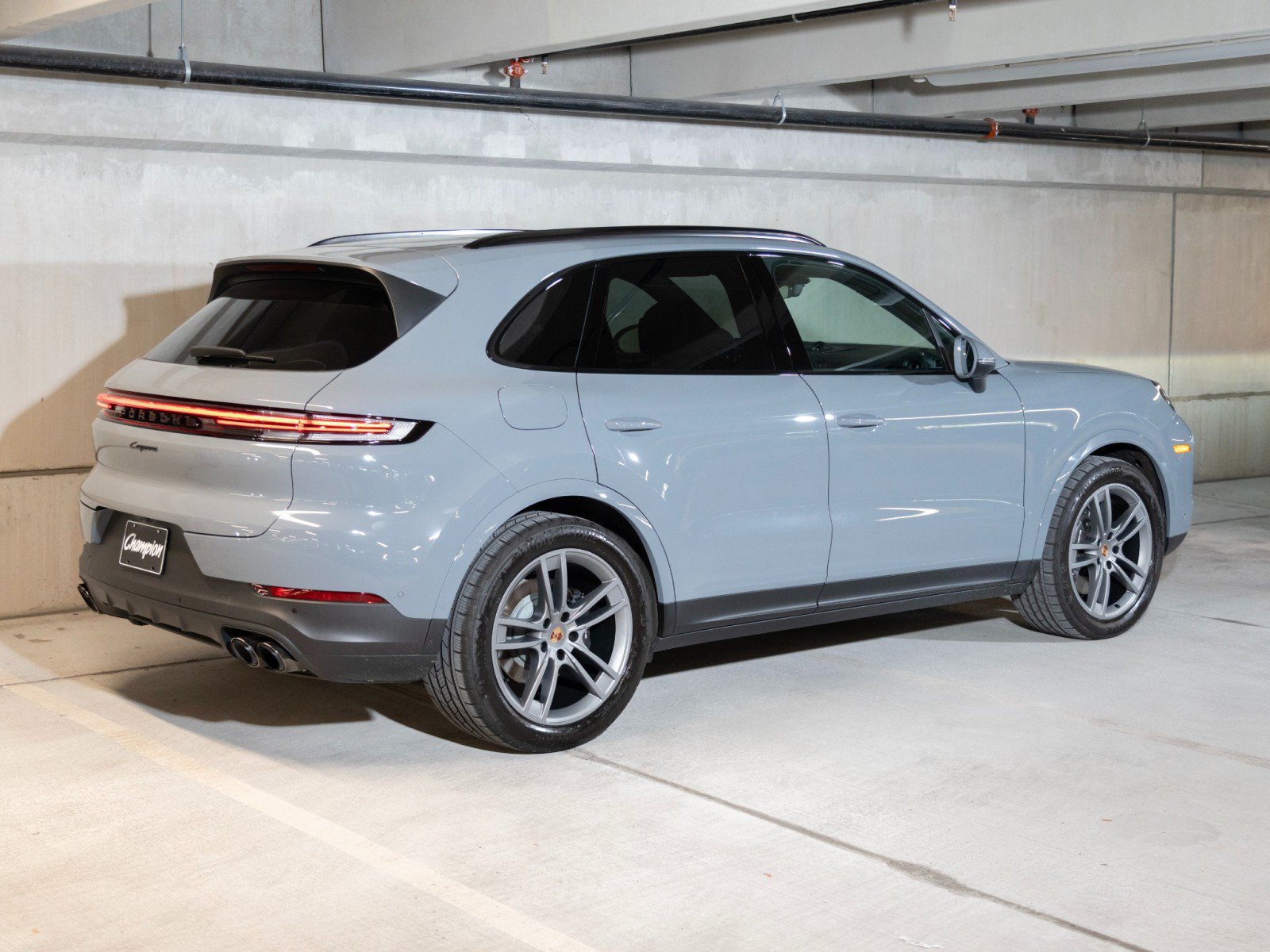 Used 2026 Porsche Cayenne AWD/4WD image 9