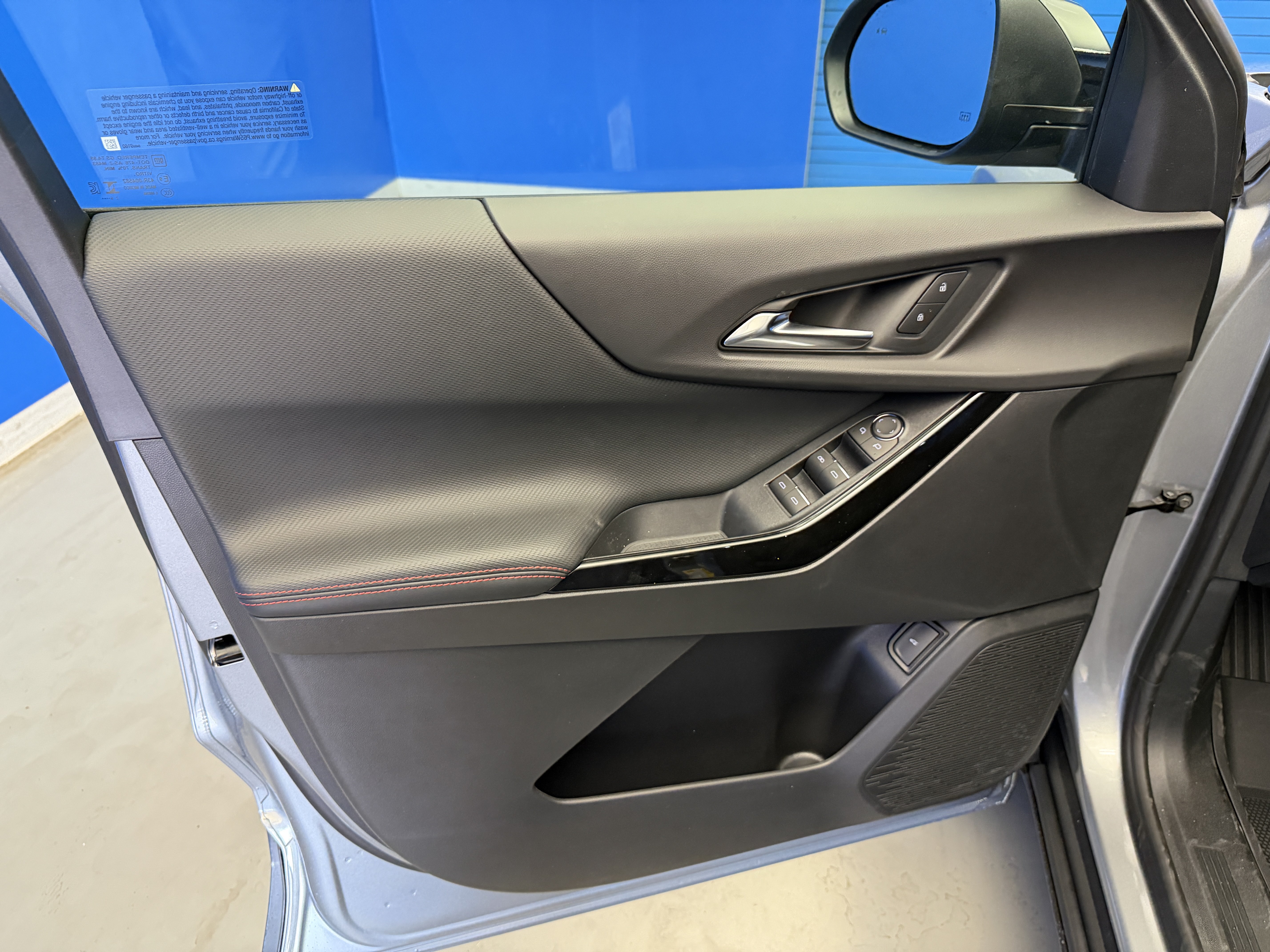 New 2027 Chevrolet Equinox RS w/ LPO, Floor Liner Package AWD/4WD image 9