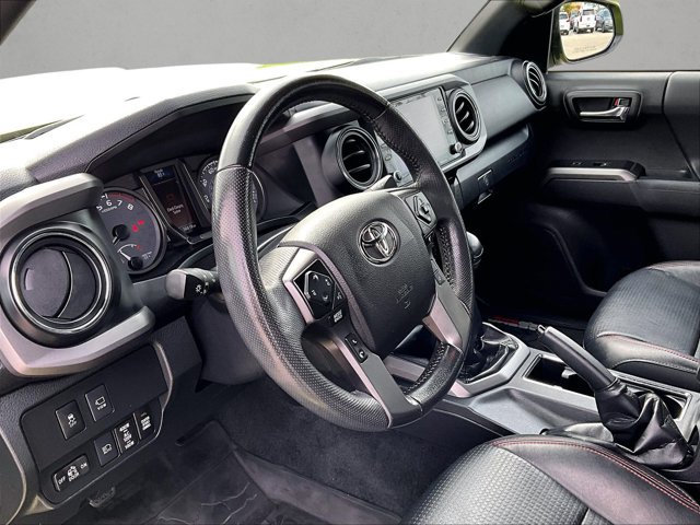 Used 2022 Toyota Tacoma TRD Pro AWD/4WD image 13