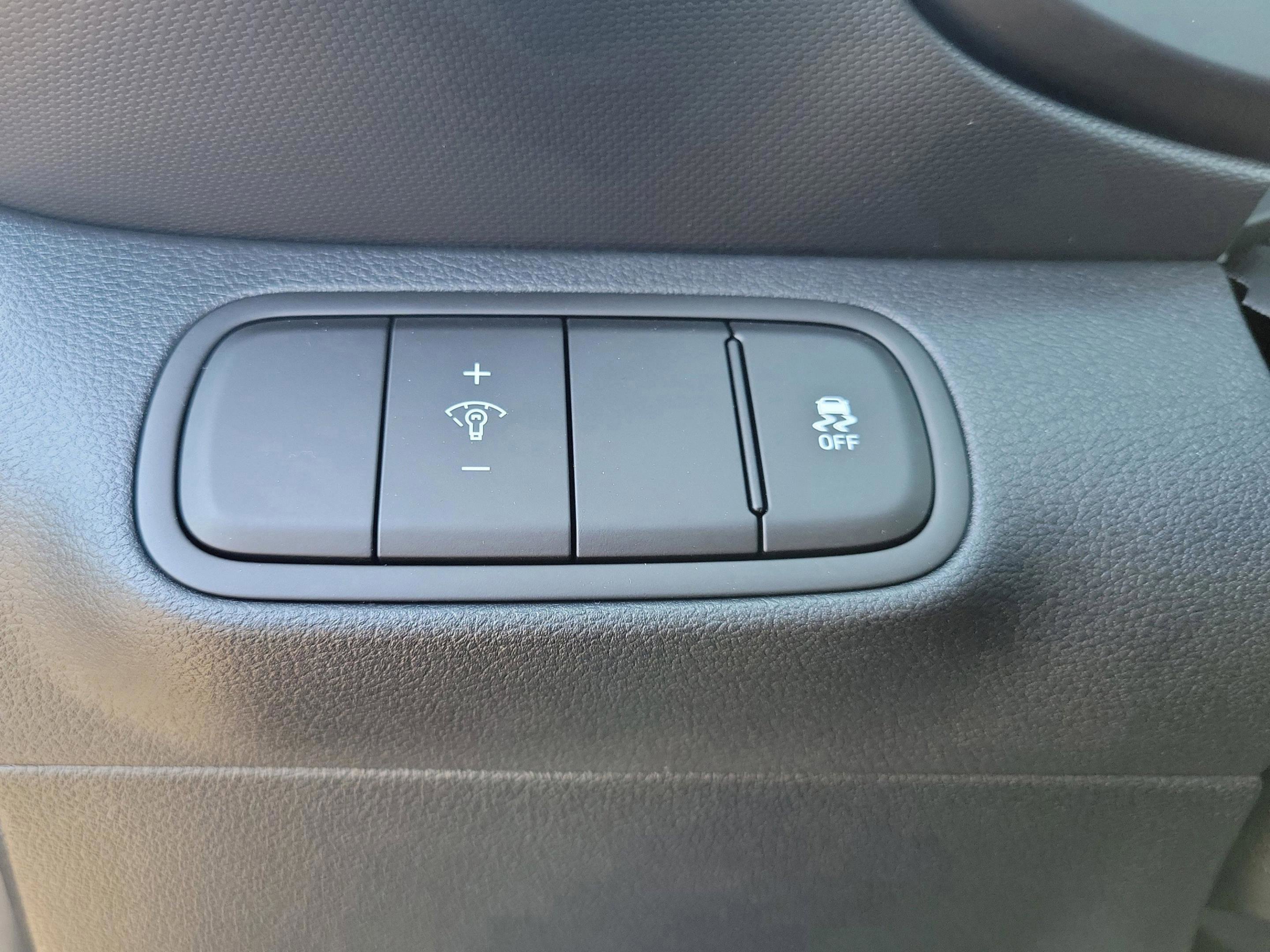 New 2026 Hyundai Venue SE image 26