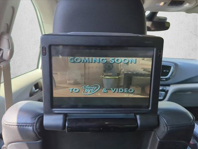 Used 2019 Chrysler Pacifica Touring-L Plus w/ Advanced Safetytec Group FWD image 23