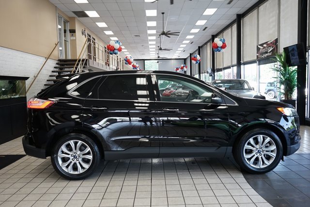 Used 2022 Ford Edge Titanium image 15