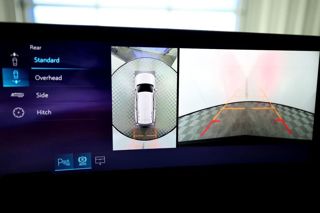 Used 2026 Cadillac Escalade Platinum Sport w/ LPO, Floor Liner Package image 38