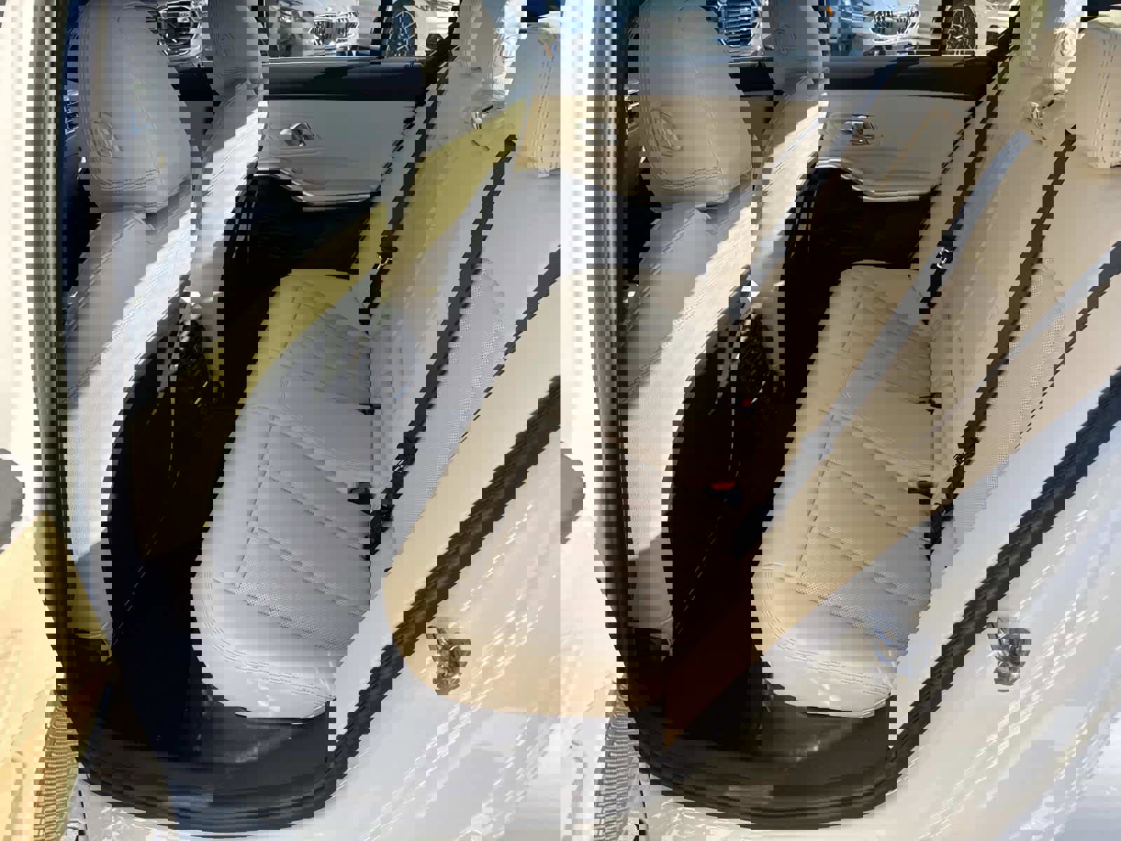 New 2026 BMW 330i Sedan w/ Premium Package image 13