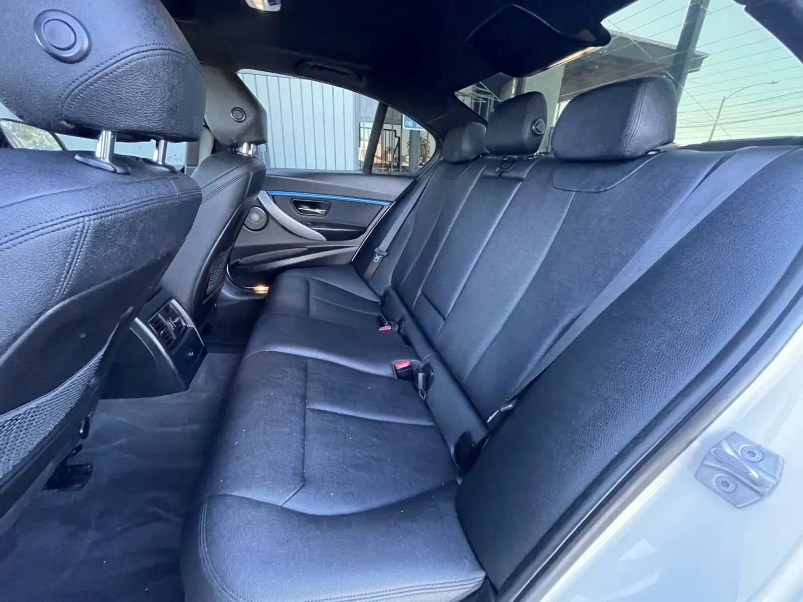 Used 2018 BMW 340i Sedan RWD image 15