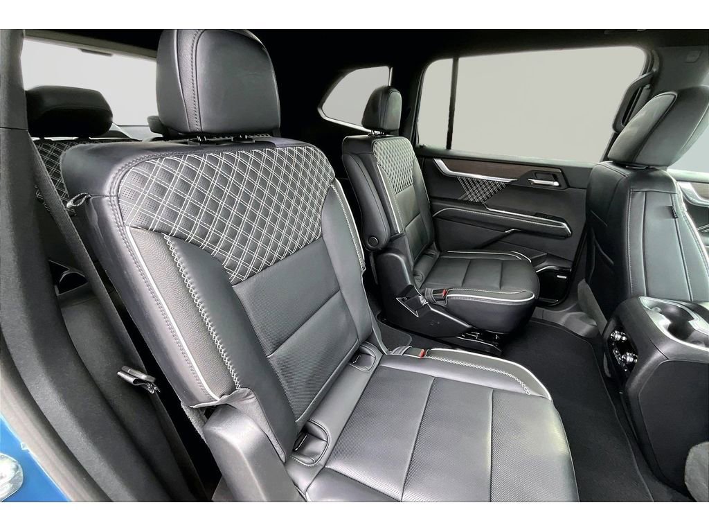 New 2026 GMC Acadia Denali w/ Super Cruise Package image 10