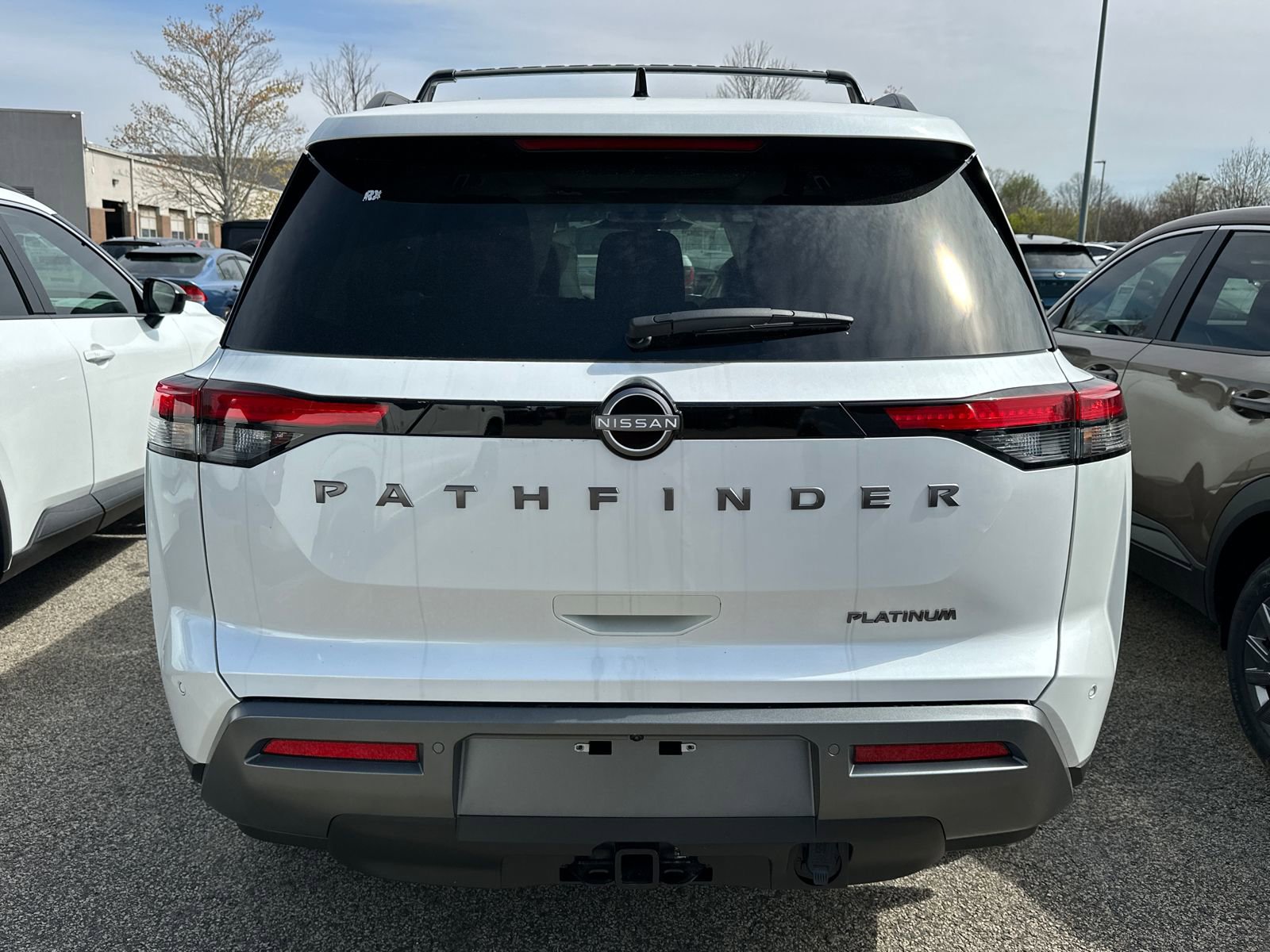 New 2026 Nissan Pathfinder Platinum image 4