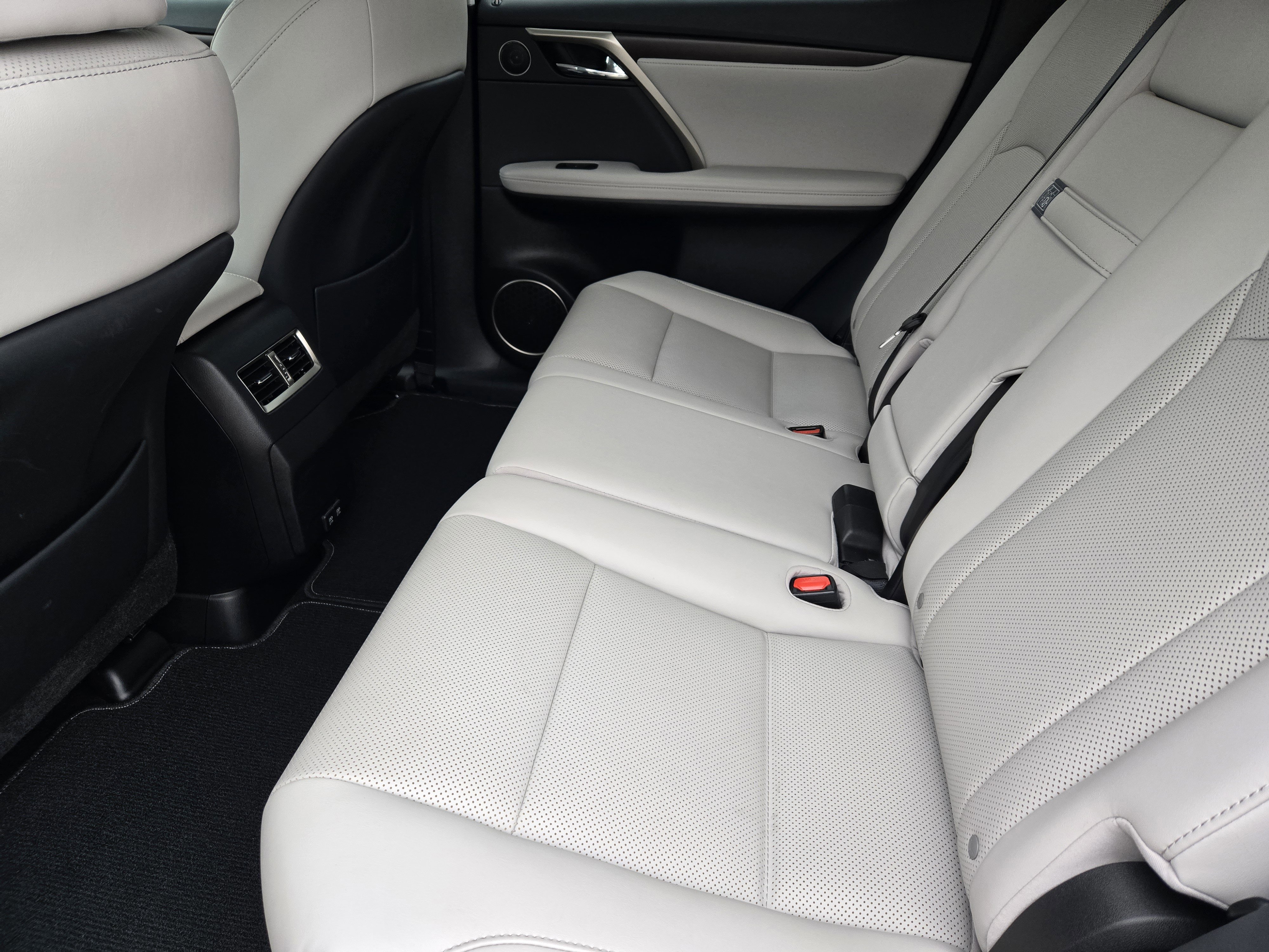 Used 2020 Lexus RX 350 FWD w/ Premium Package image 31