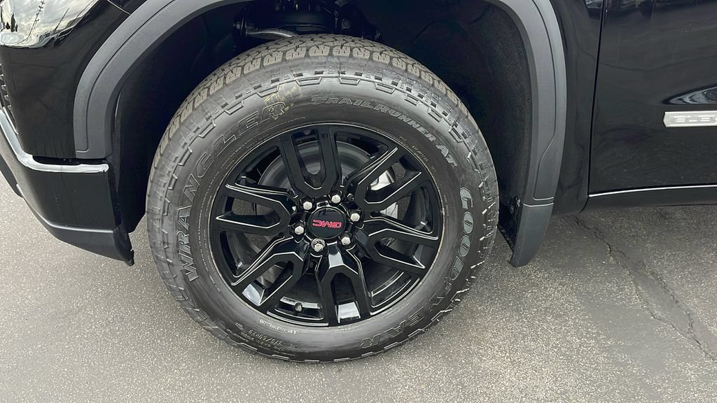 New 2026 GMC Sierra 1500 Elevation AWD/4WD image 9
