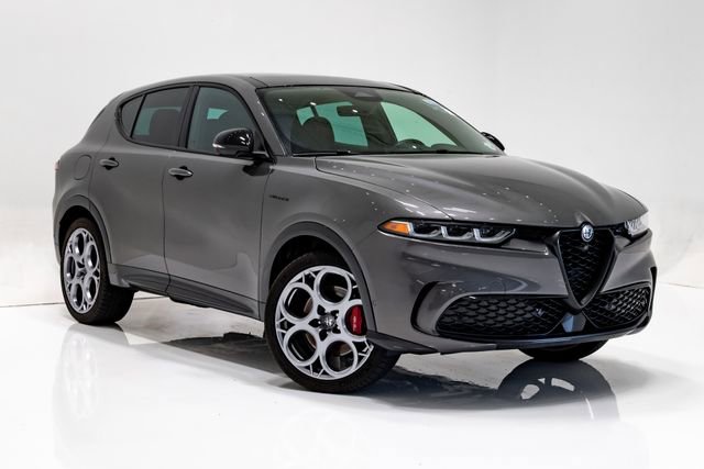 Used 2024 Alfa Romeo Tonale Veloce w/ Active Assist Package AWD/4WD image 5