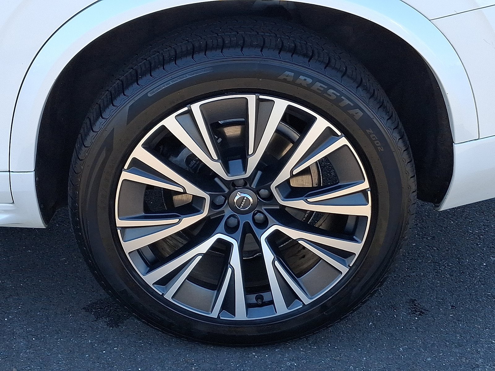 Used 2020 Volvo XC90 T5 Momentum AWD/4WD image 8