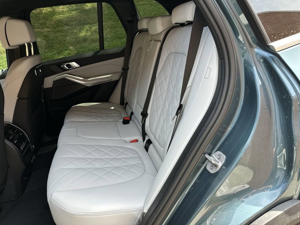 Used 2026 BMW X5 xDrive40i AWD/4WD image 26