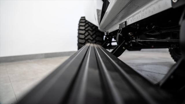 Used 2024 Ford Bronco Black Diamond image 12