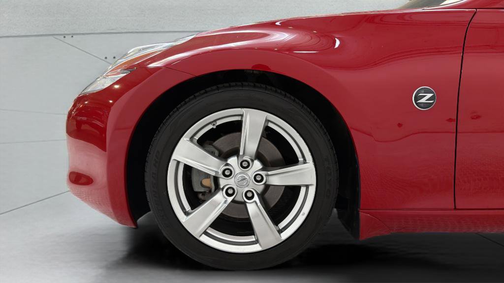 Used 2009 Nissan 370Z Touring image 36