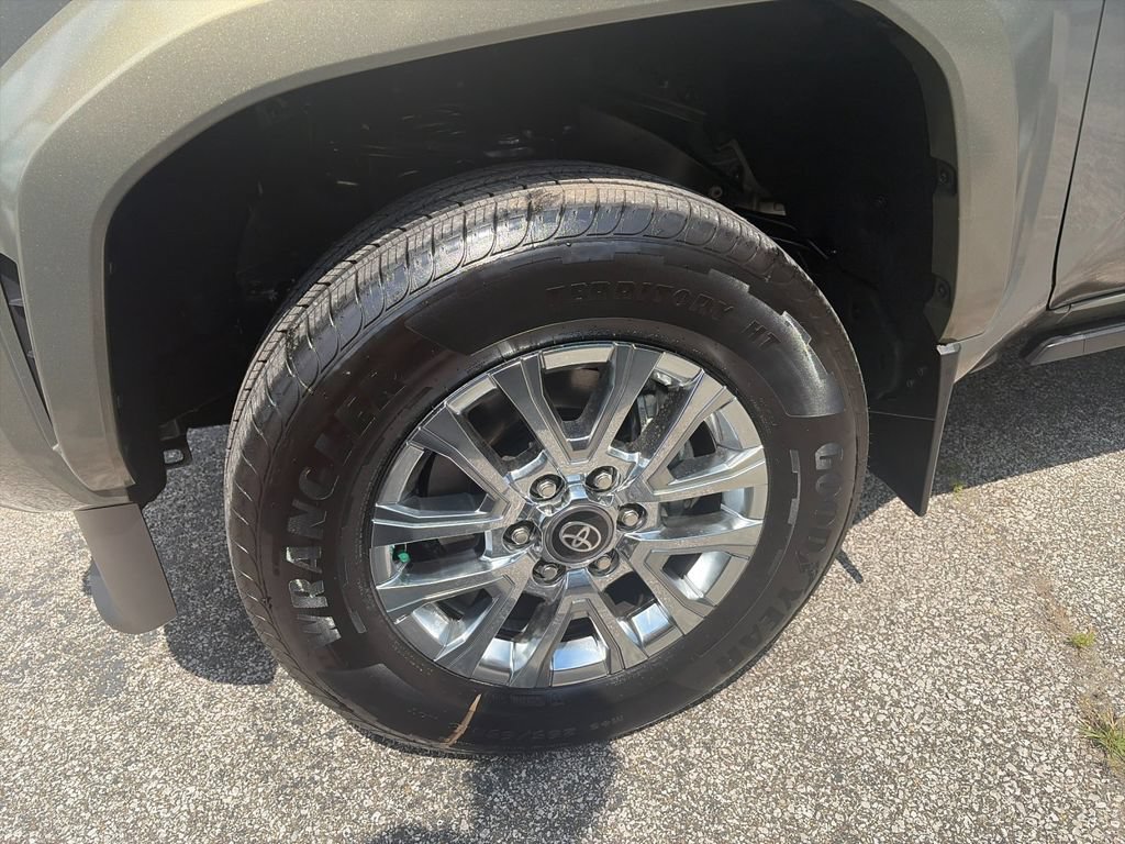 New 2026 Toyota Tacoma Limited AWD/4WD image 31