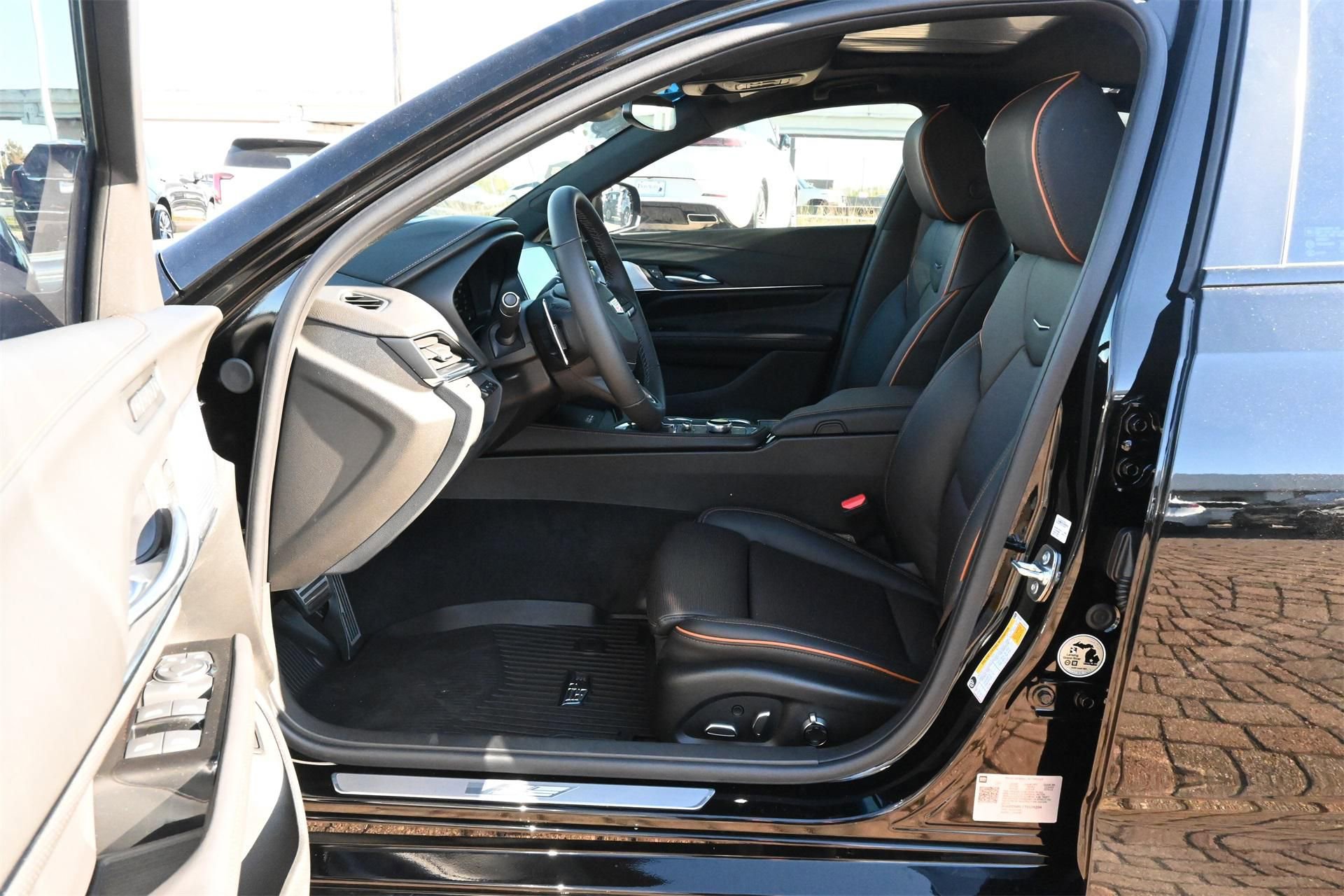 New 2026 Cadillac CT4 V image 18