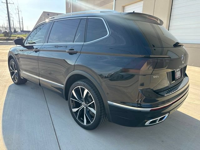 Used 2022 Volkswagen Tiguan SEL R-Line AWD/4WD image 8