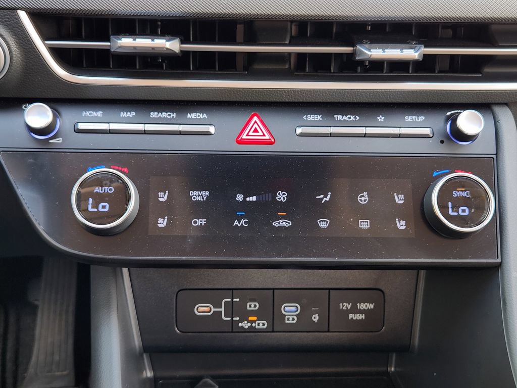 Certified 2025 Hyundai Sonata Limited FWD image 15