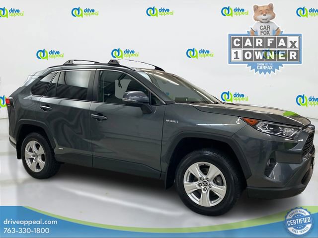 Used 2021 Toyota RAV4 XLE image 3