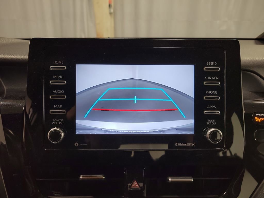 Used 2021 Toyota Camry SE FWD image 19