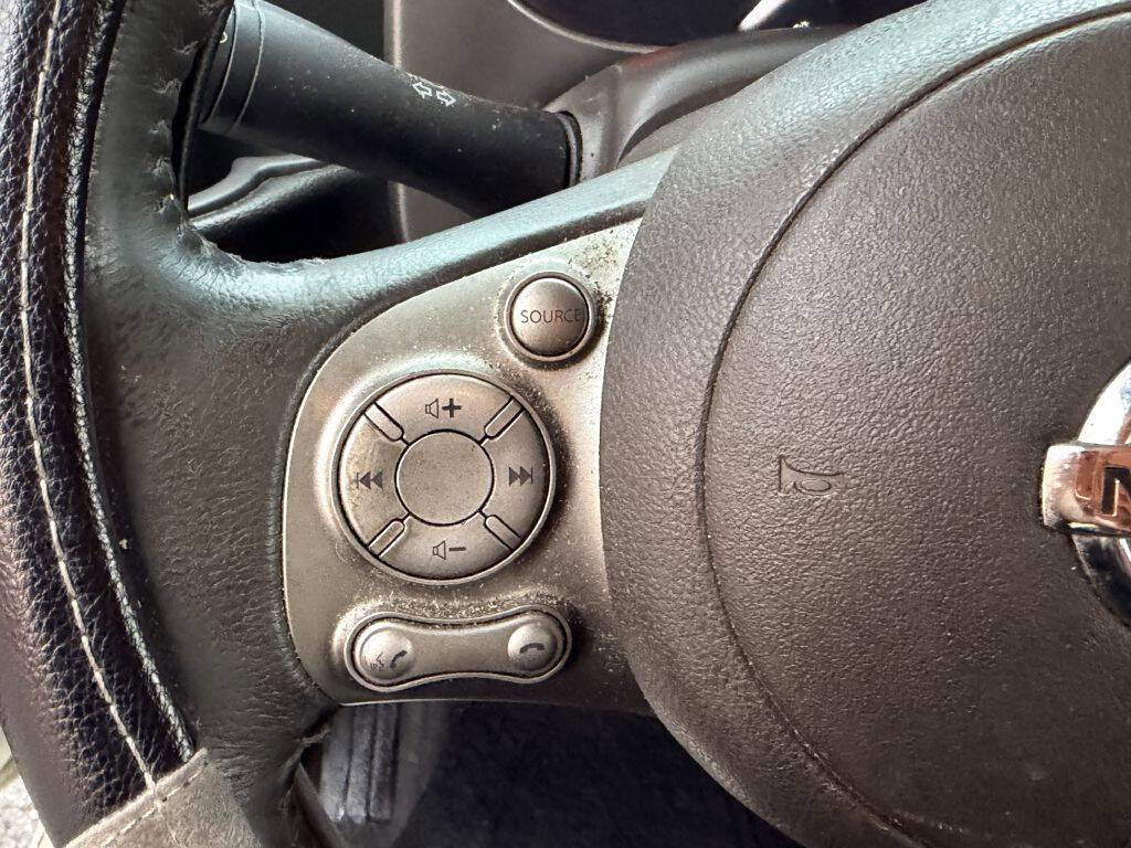 Used 2010 Nissan Cube 1.8 S w/ Interior Designer Pkg FWD image 14