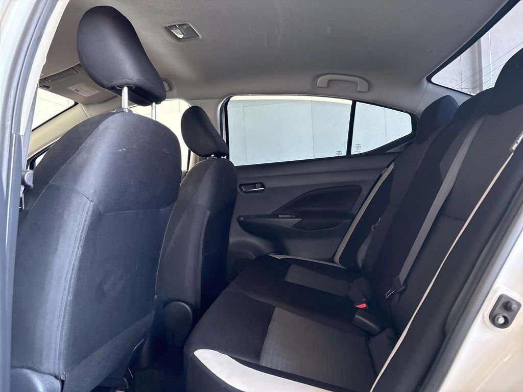 Used 2022 Nissan Versa SV FWD image 19