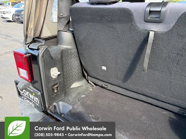 Used 2018 Jeep Wrangler Sport AWD/4WD image 28