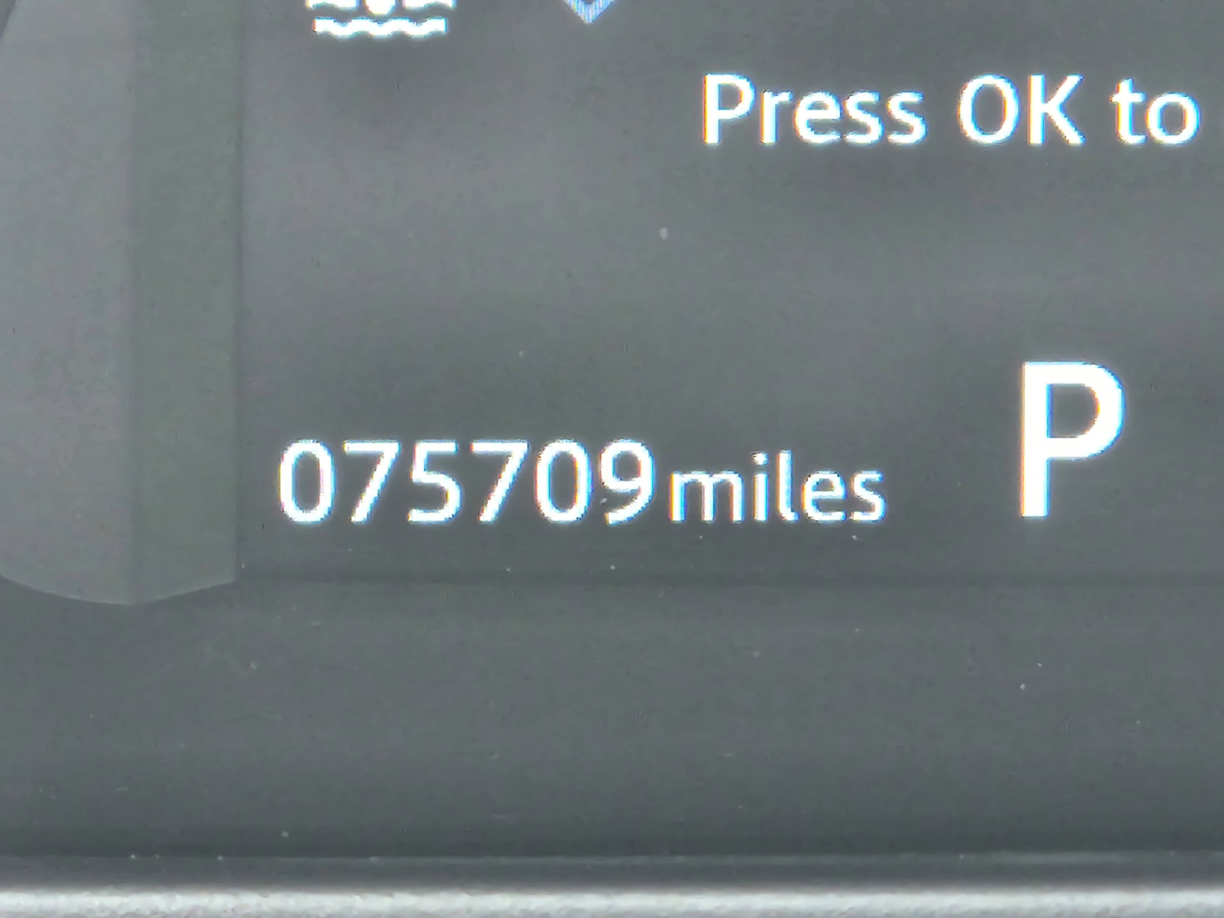 Used 2020 Land Rover Range Rover Velar S image 9