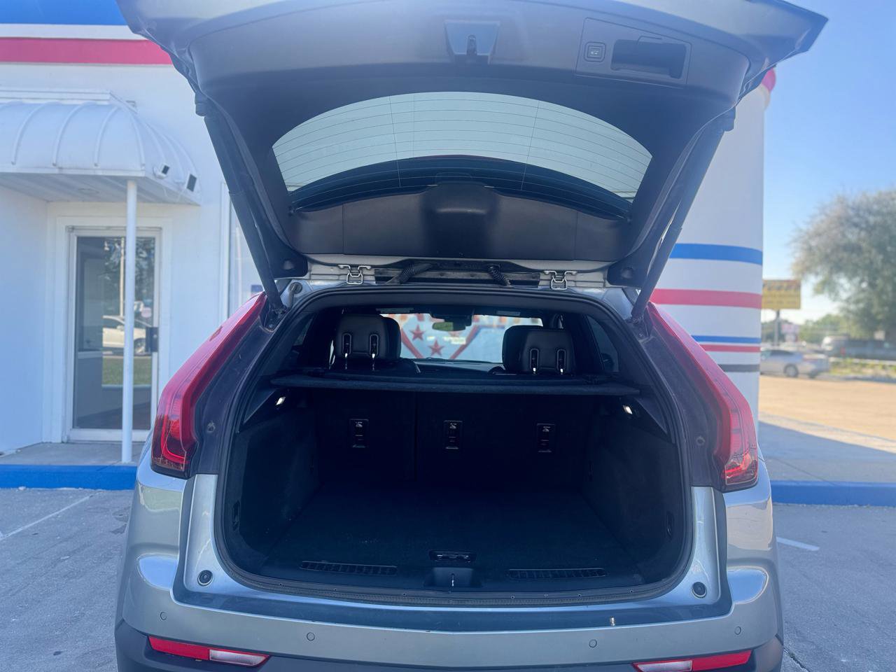 Used 2023 Cadillac XT4 Premium Luxury image 68