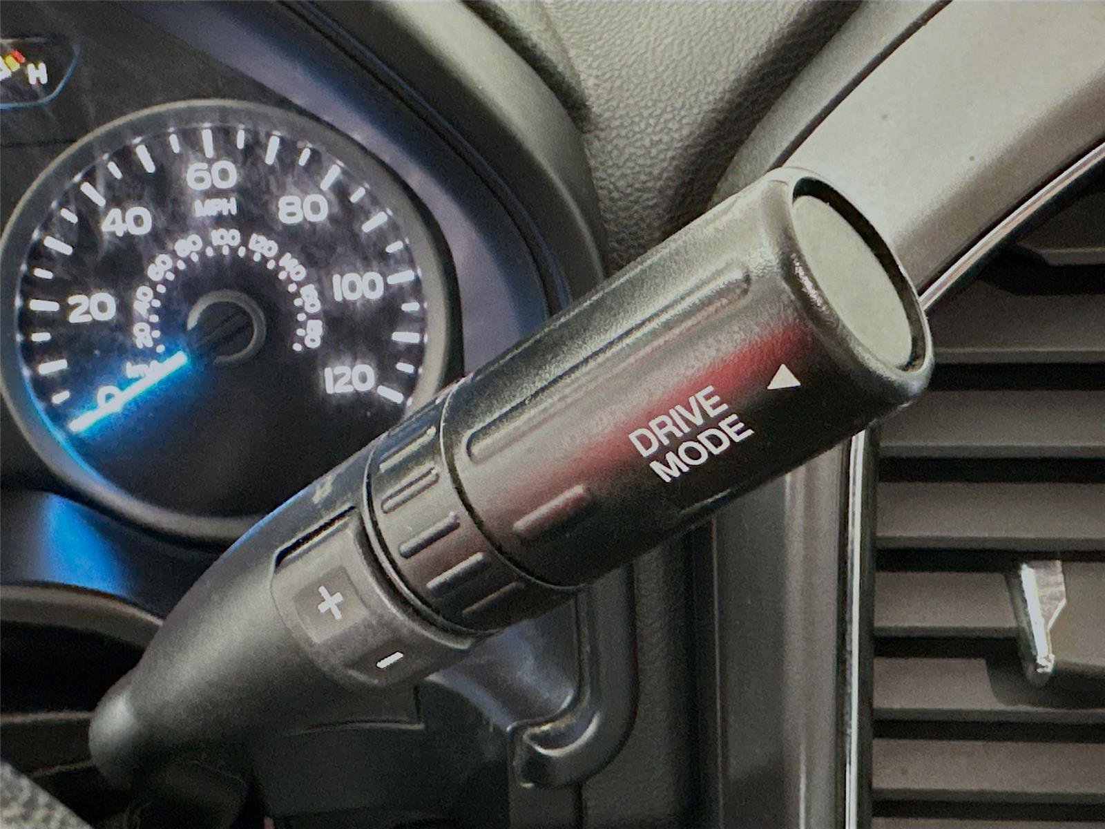 Used 2018 Ford F150 XLT w/ Equipment Group 302A Luxury image 15