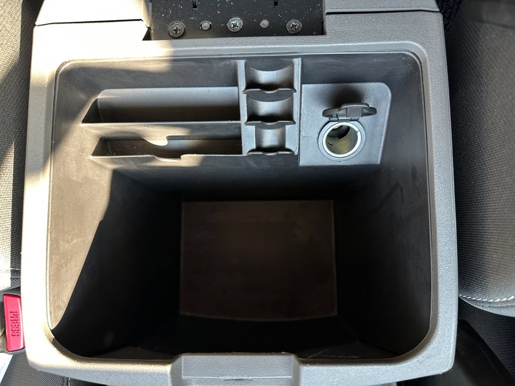 Used 2018 Nissan Frontier SV RWD image 24