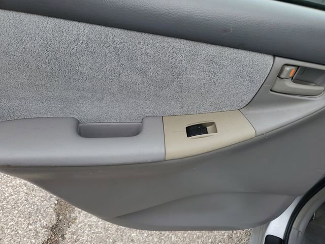 Used 2007 Toyota Corolla CE image 30