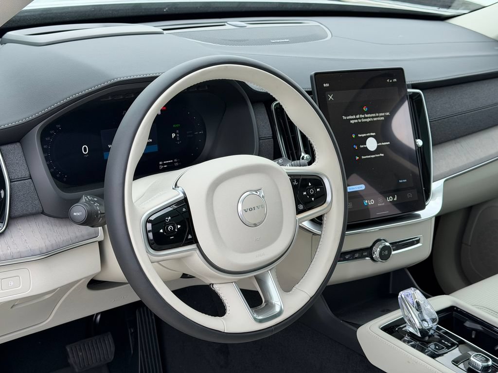 New 2026 Volvo XC90 T8 Ultra w/ Protection Package Premier AWD/4WD image 15