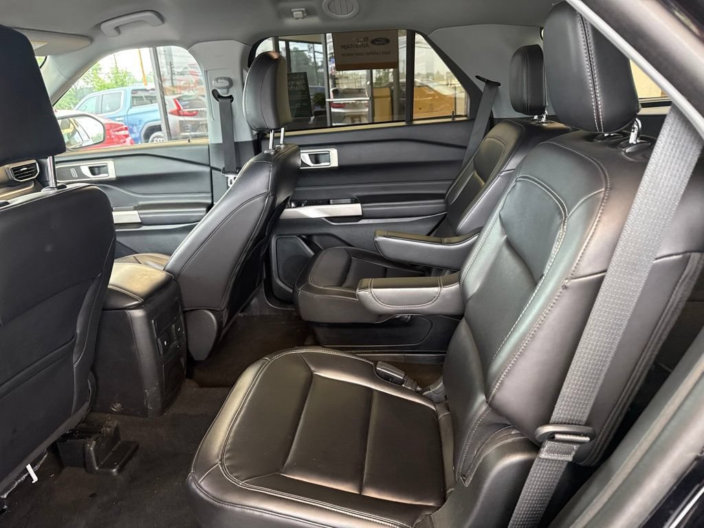 Certified 2023 Ford Explorer XLT w/ Equipment Group 202A AWD/4WD image 14