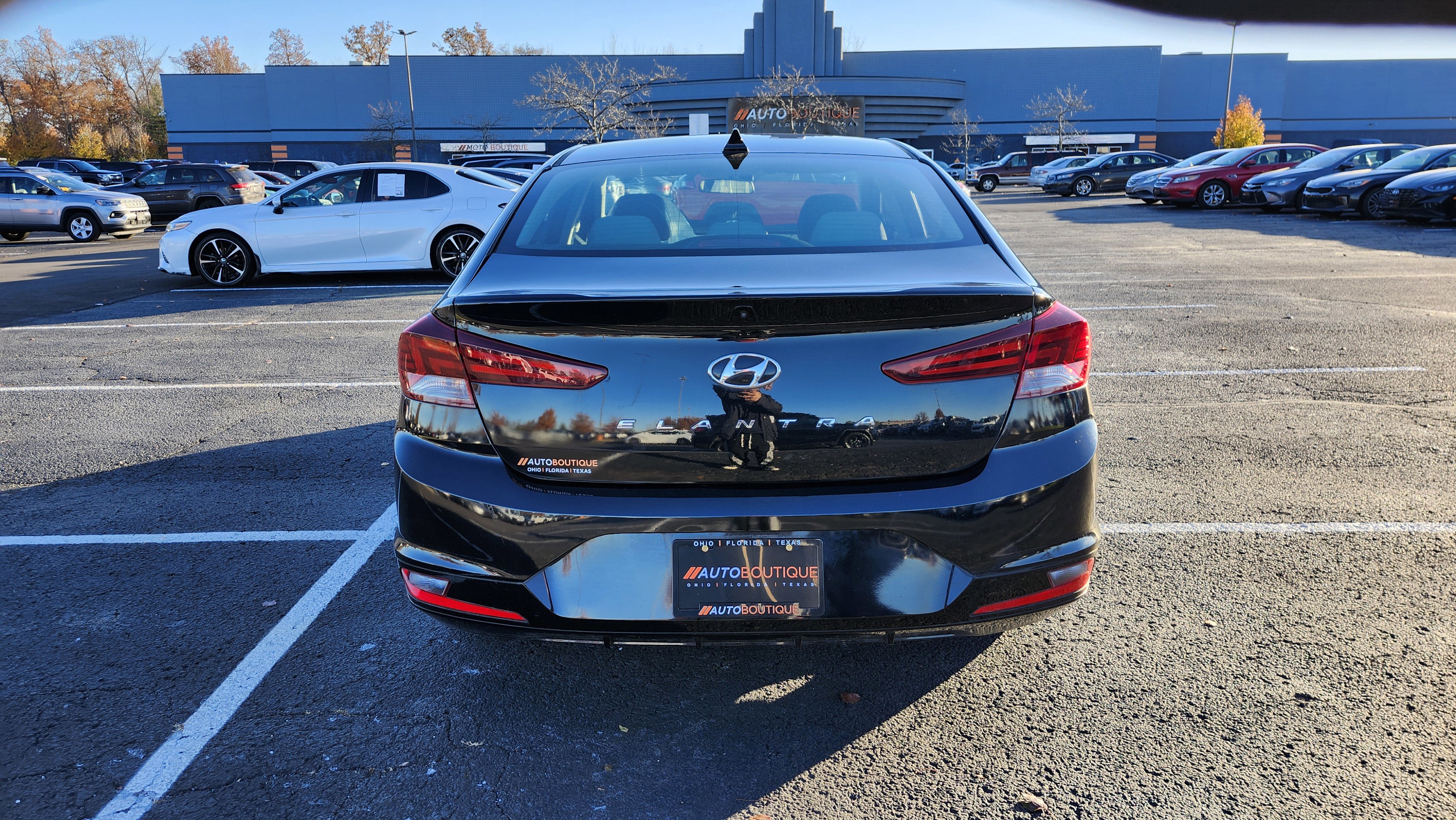 Used 2019 Hyundai Elantra SEL image 14