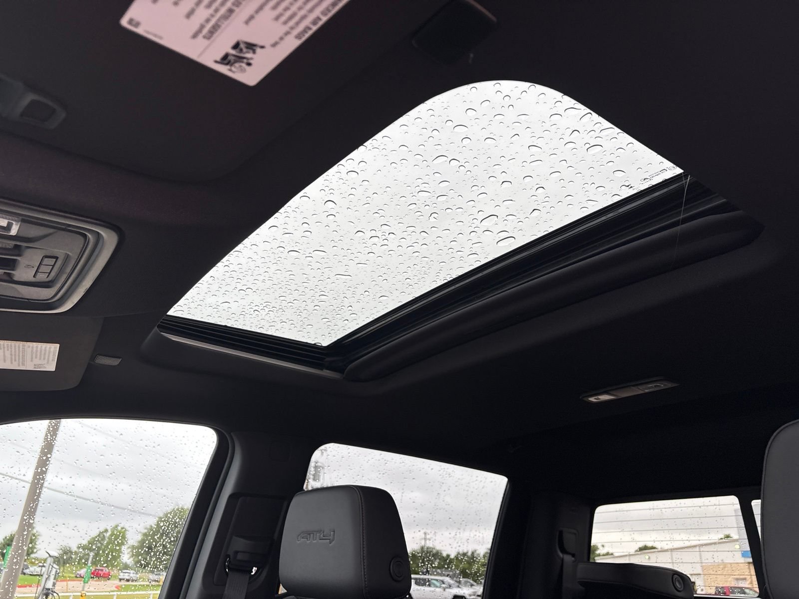 New 2026 GMC Sierra 2500 AT4 w/ AT4 Premium Plus Package AWD/4WD image 9