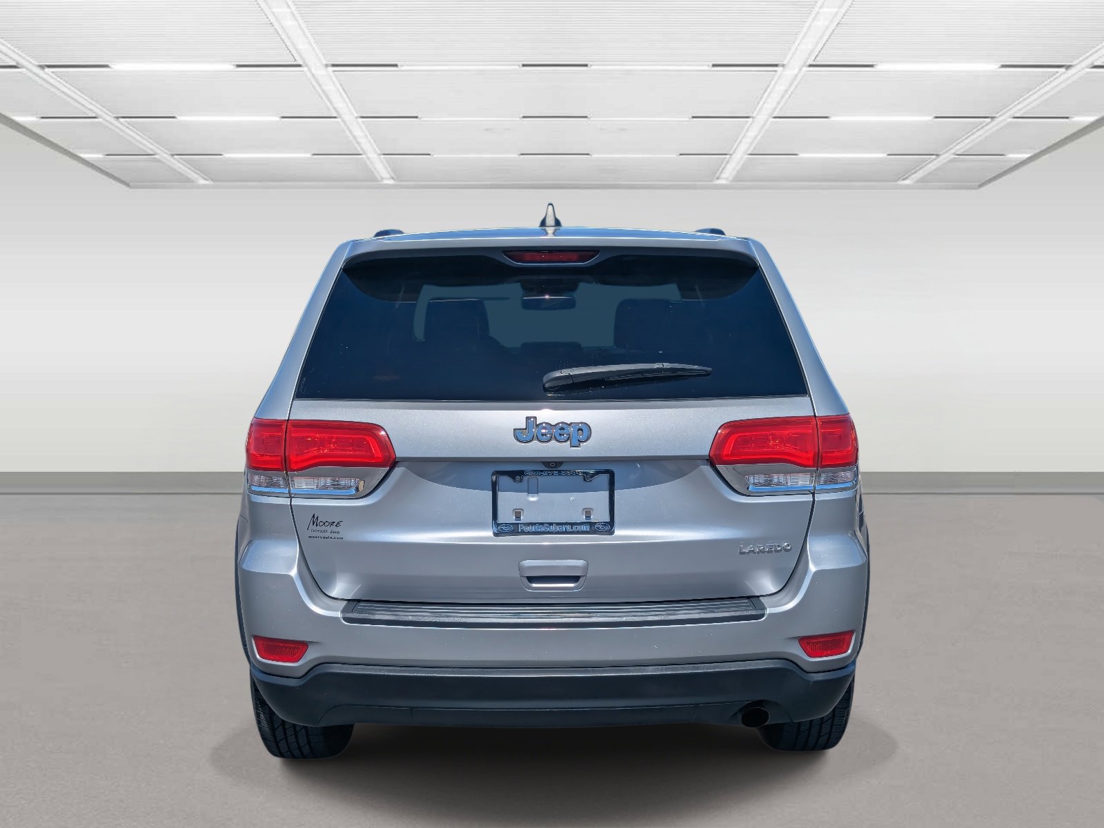 Used 2015 Jeep Grand Cherokee Laredo image 4