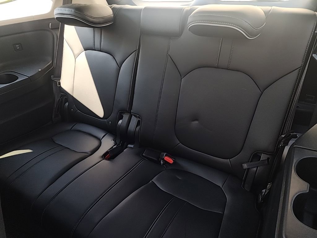 Certified 2024 Honda Pilot Elite image 31