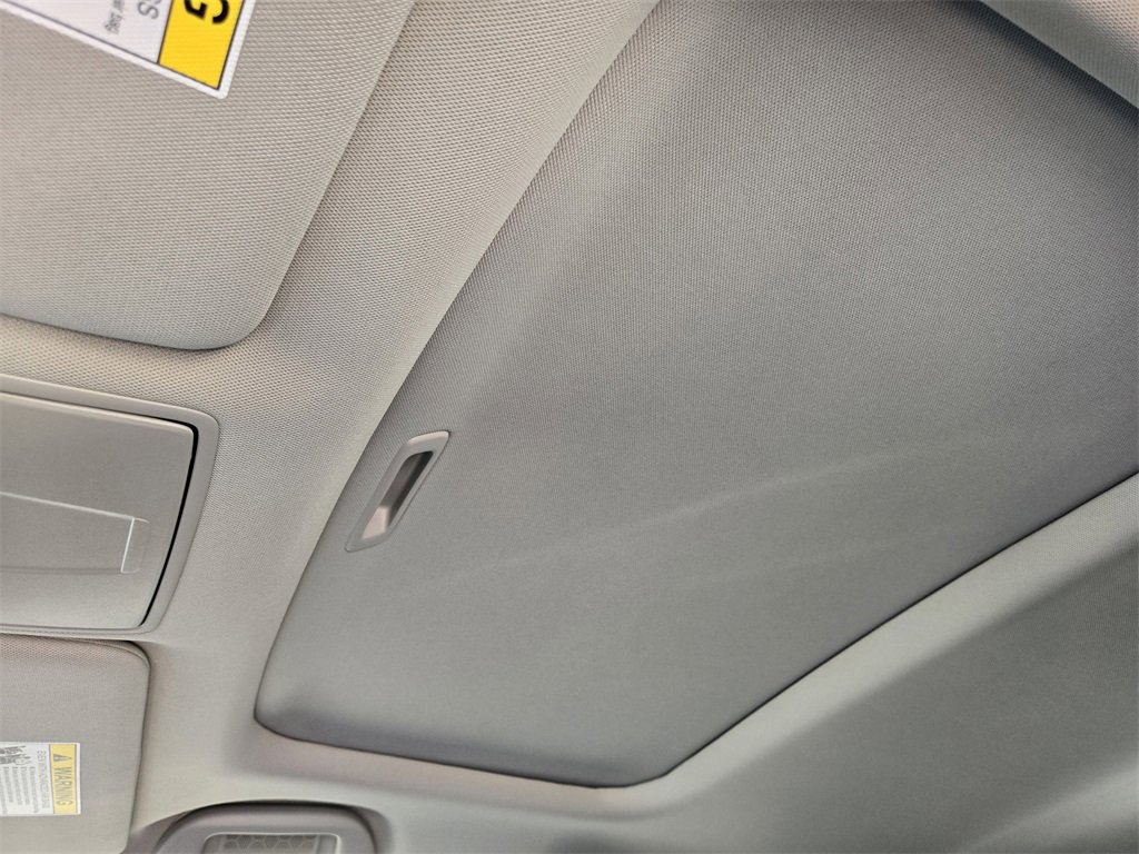 Used 2024 Acura TLX w/ Technology Package image 28